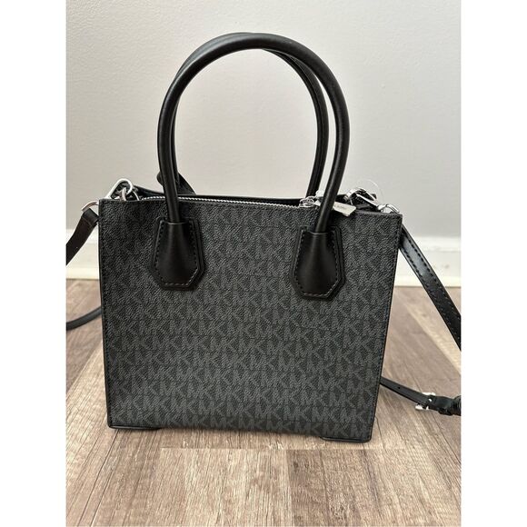 NWT Michael Kors Mercer Medium Logo and Leather Accordion Crossbody Bag - Picture 9 of 13